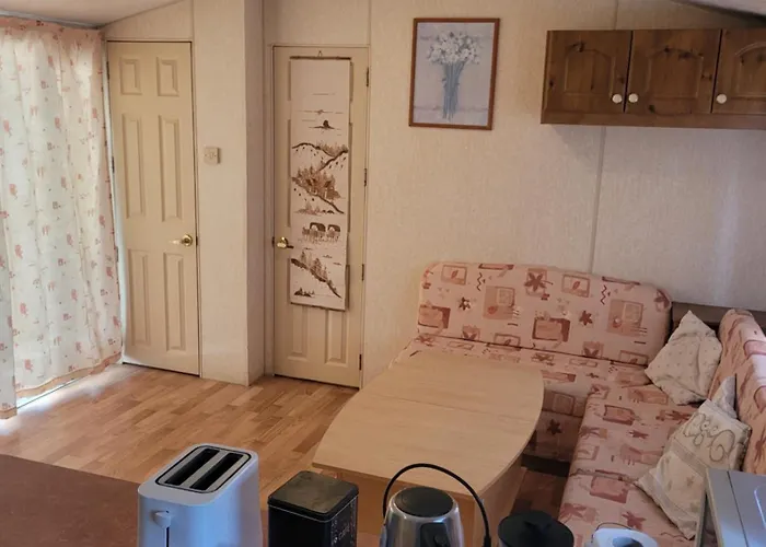 Camping Mobil-home A 200 M Des Plages