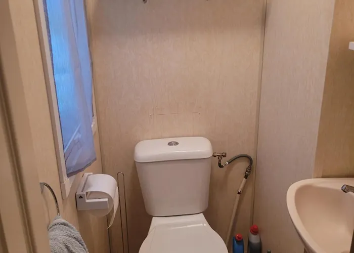 Mobil-home A 200 M Des Plages *