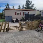 Camping Mobil-home A 200 M Des Plages Hyères