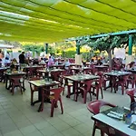 Mobil-home A 200 M Des Plages