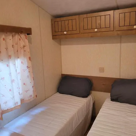 Campsite Mobil-home A 200 M Des Plages *