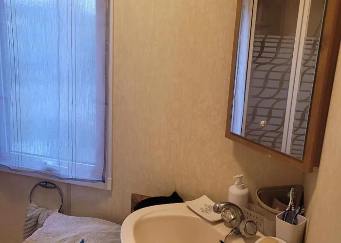 Mobil-home A 200 M Des Plages